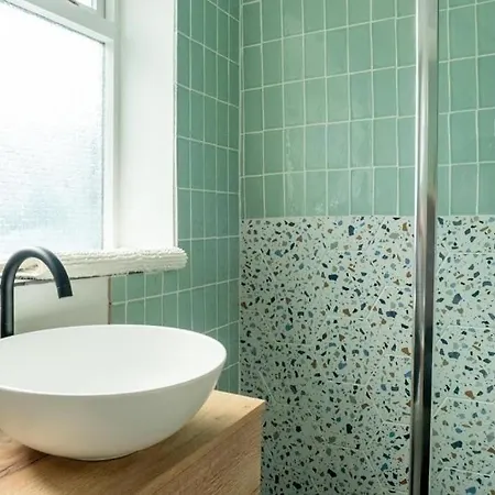 House For Work And Breaks